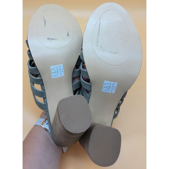 Crevo Hazelle Stacked Heeled Women's Size 10 Strappy Suede Sage Green Sandal - Picture 10 of 12